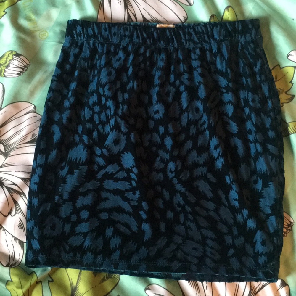 💙Unworn mini skirt🐆